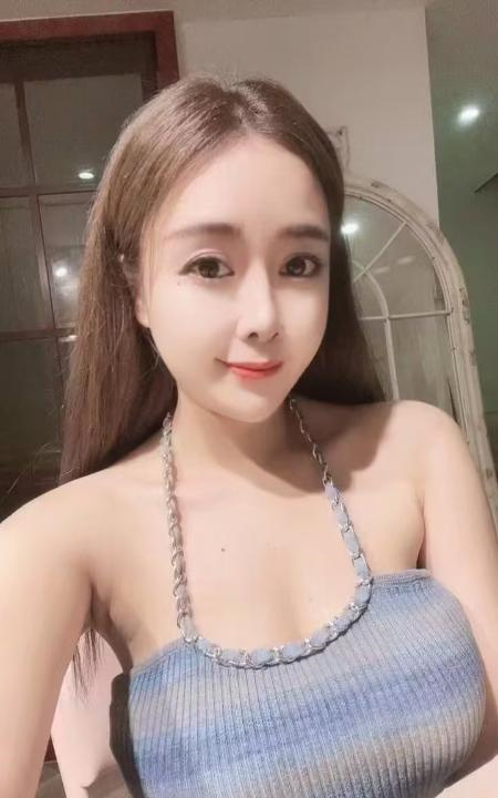 三通大胸嫩逼丽丽
