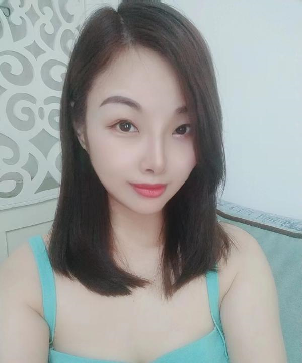 颜值御姐佩佩