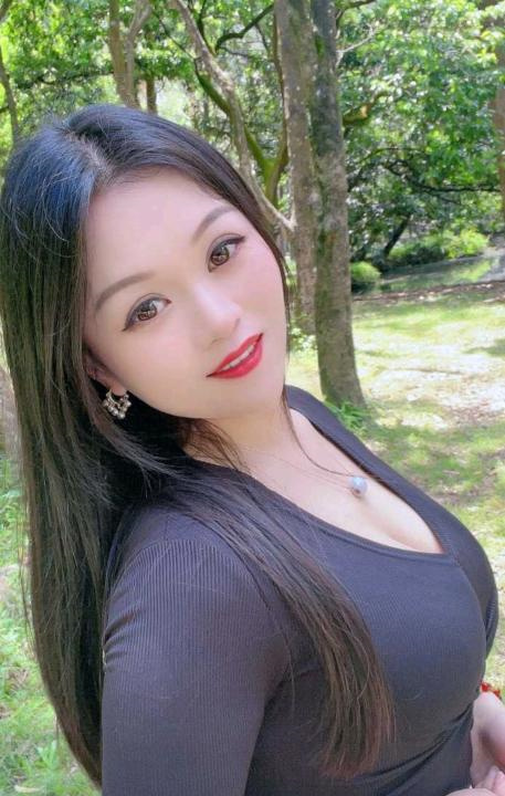 越秀D奶青青