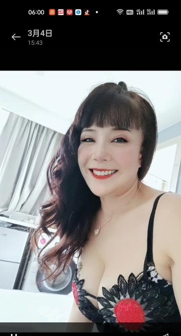 大咪咪熟女