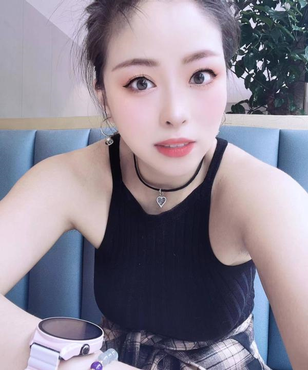 舔蛋女王高手