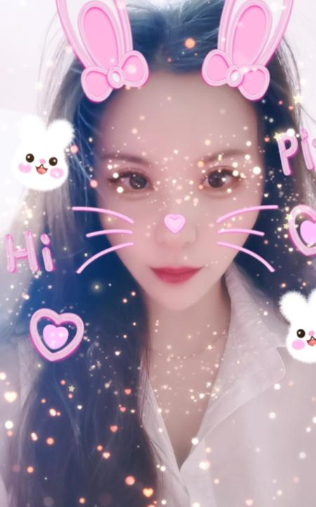 汉口火车站小巧妹子
