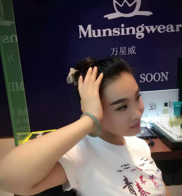 贝贝莞式服务