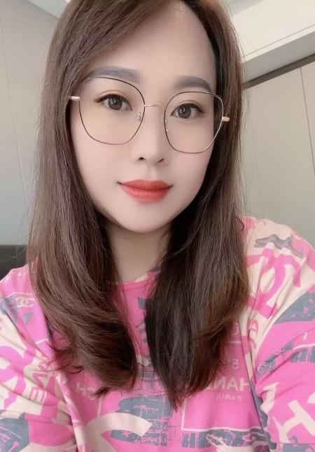 杭州眼镜妹