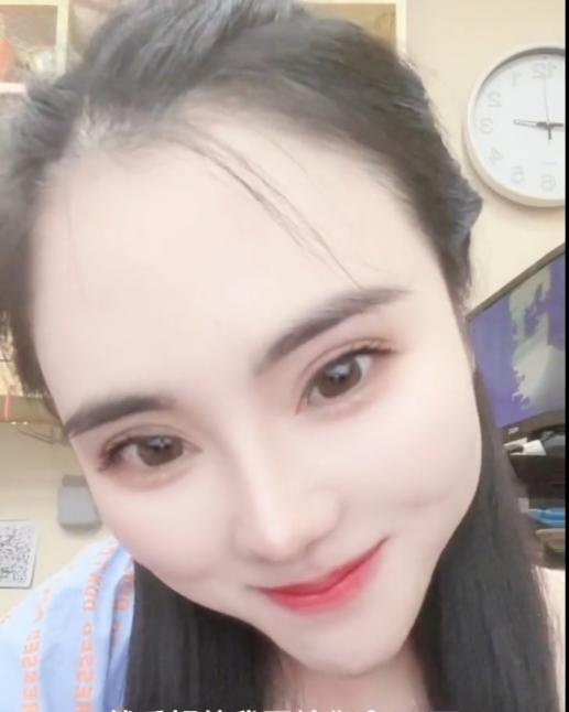 索吻小妖精诺诺