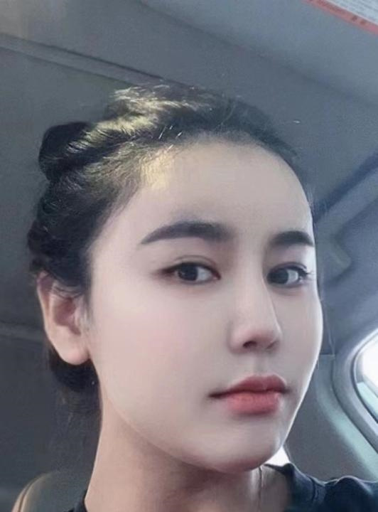 光明田寮美女