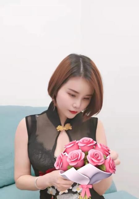 服务系风骚少妇