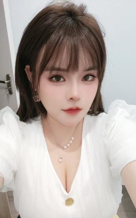 成都e杯美少妇