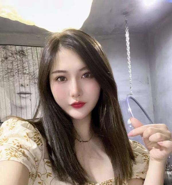 雨花嫩妹惠妍