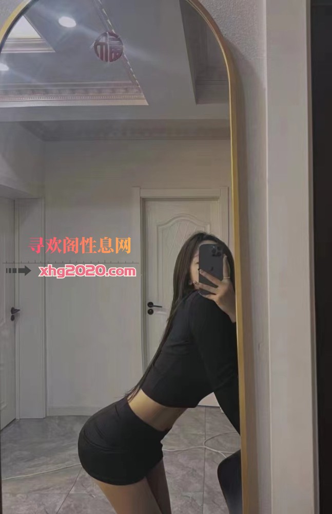 瑜伽小姐姐