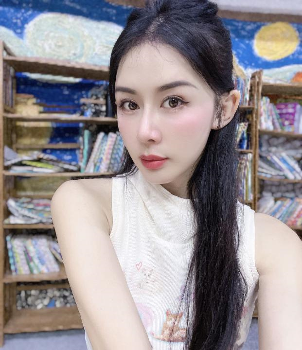 南山体贴女友老师