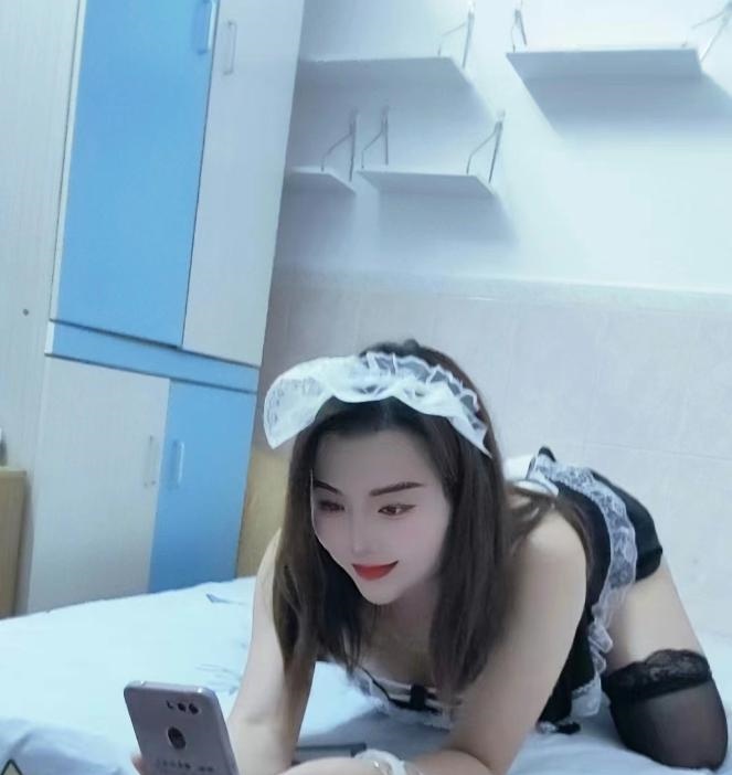 大车灯蕾丝性感骚妇
