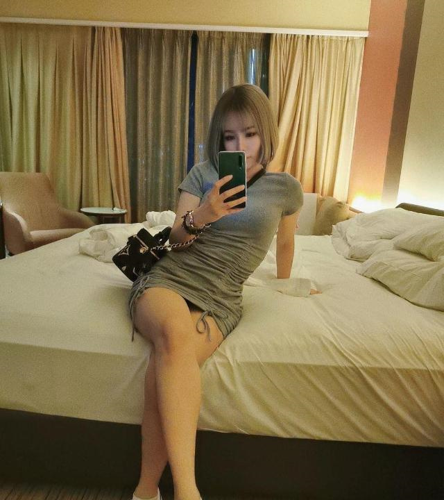 贴心女友香香