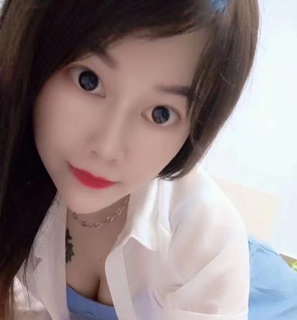 东站附近妹子