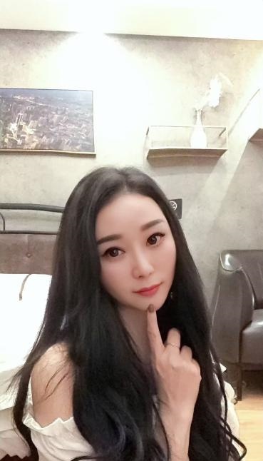 雨花长腿御姐小柒
