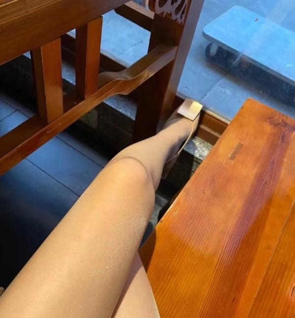 雨花长腿御姐小柒