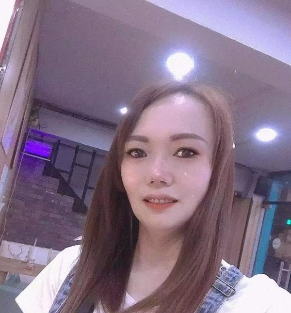 服务型琪琪