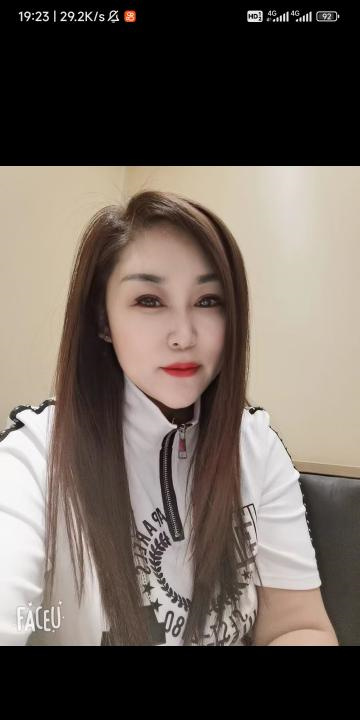 于洪大胸骚护士