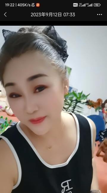 于洪大胸骚护士