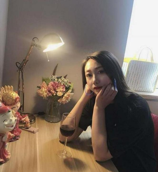 南山珊珊御姐