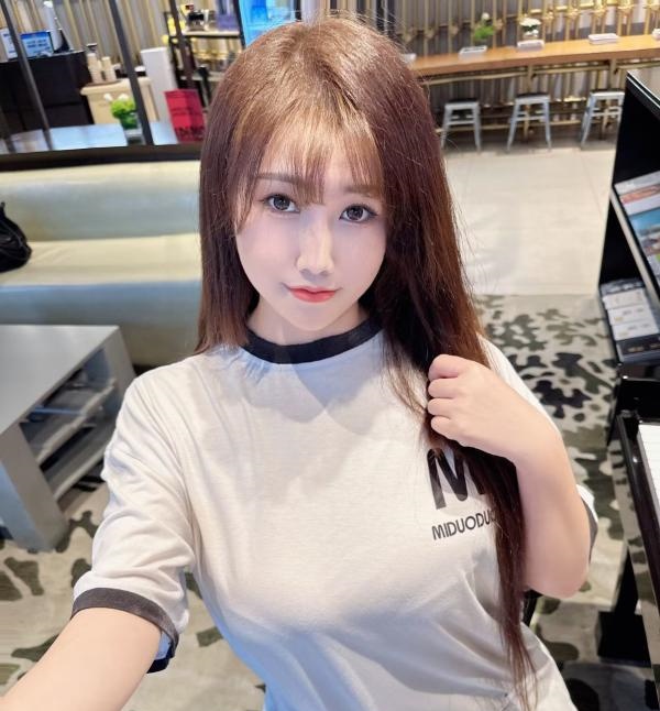波霸瑶瑶
