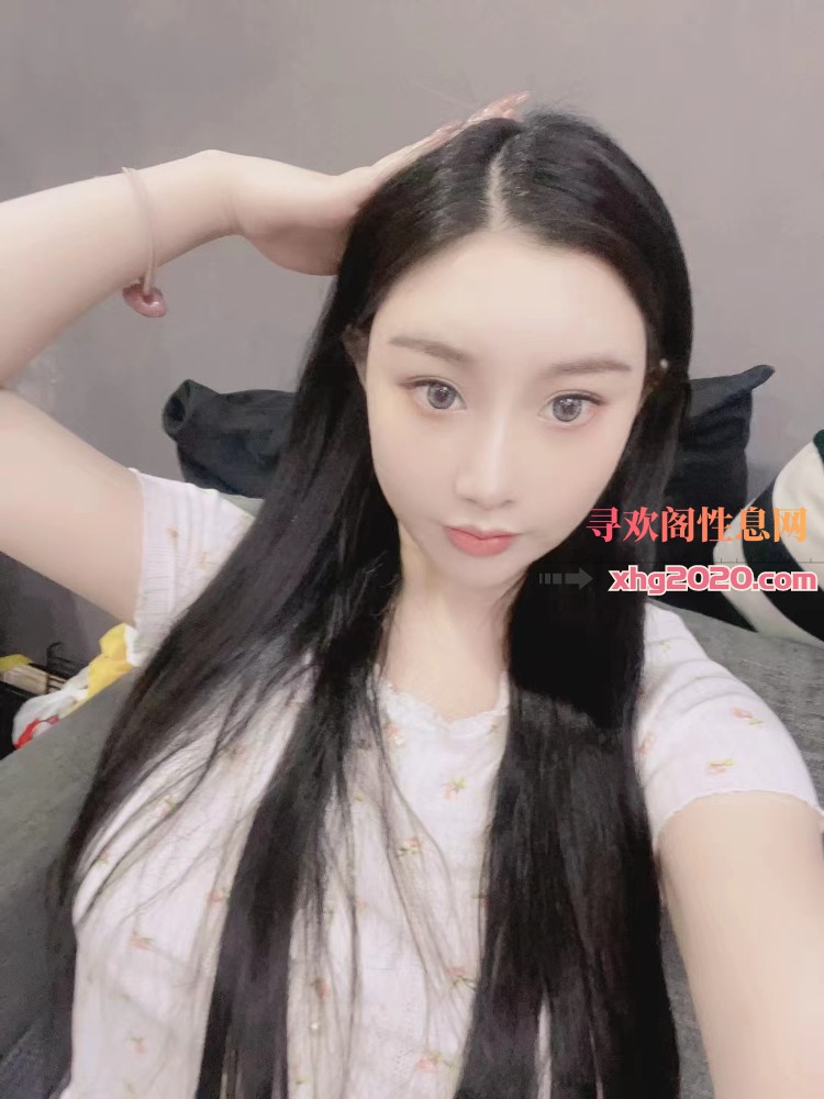 水上公园附近身材不错大胸会配合的妹子