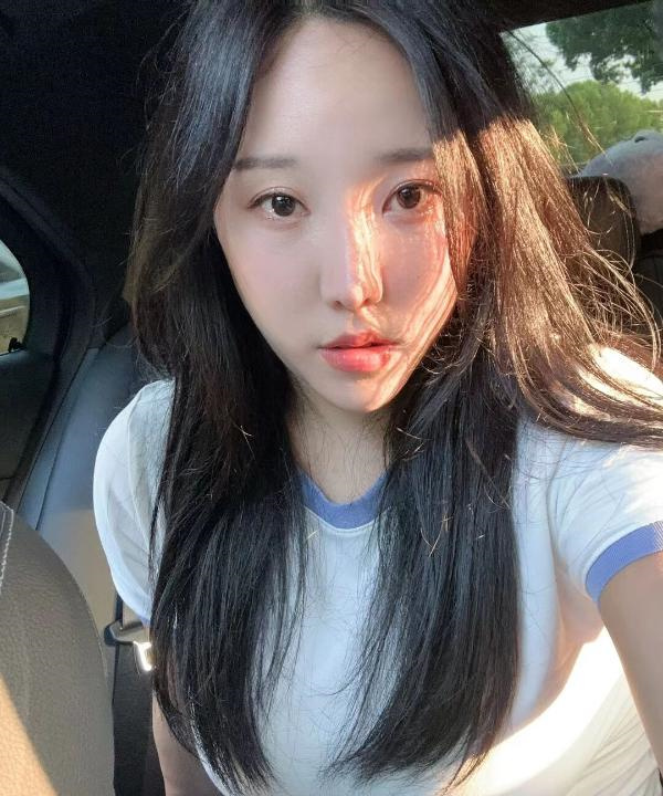 E杯大奶川妹小欣