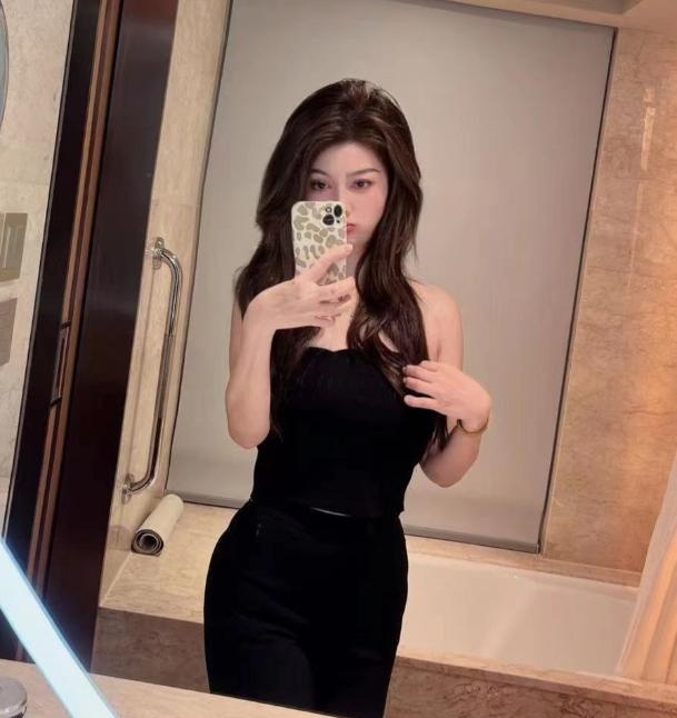 中山丰满大美妞