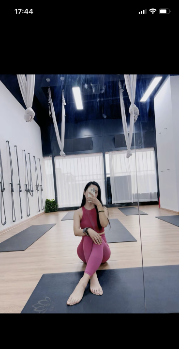 身材好的健身少妇