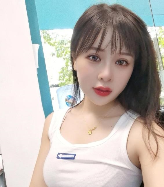 美乳大波老师