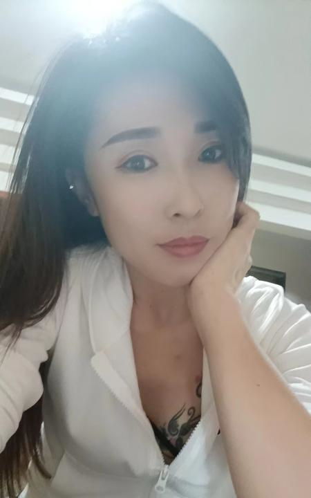 马栏少妇