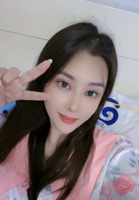 包河美少女