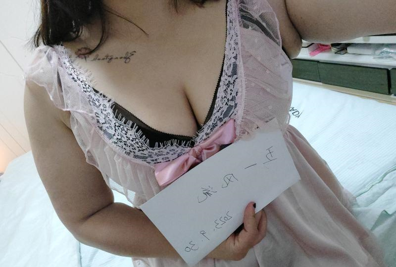 兼职大胸丽丽