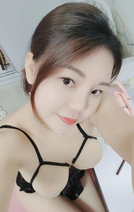 翻身大奶童童