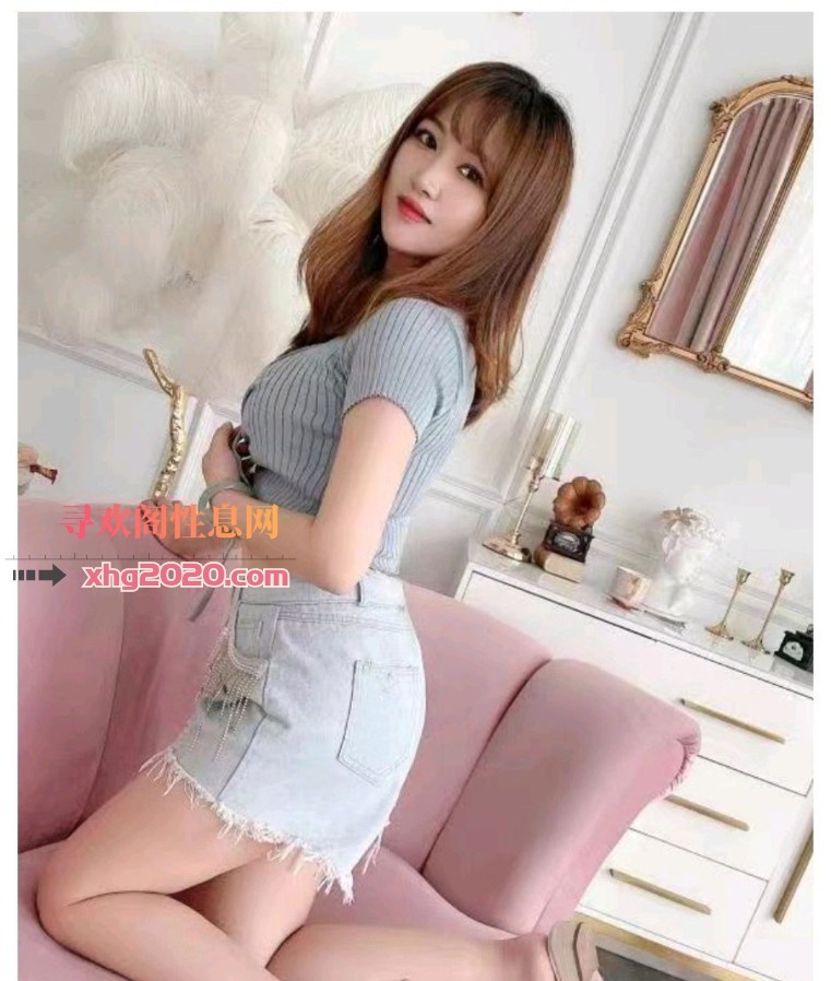 西门附近美女