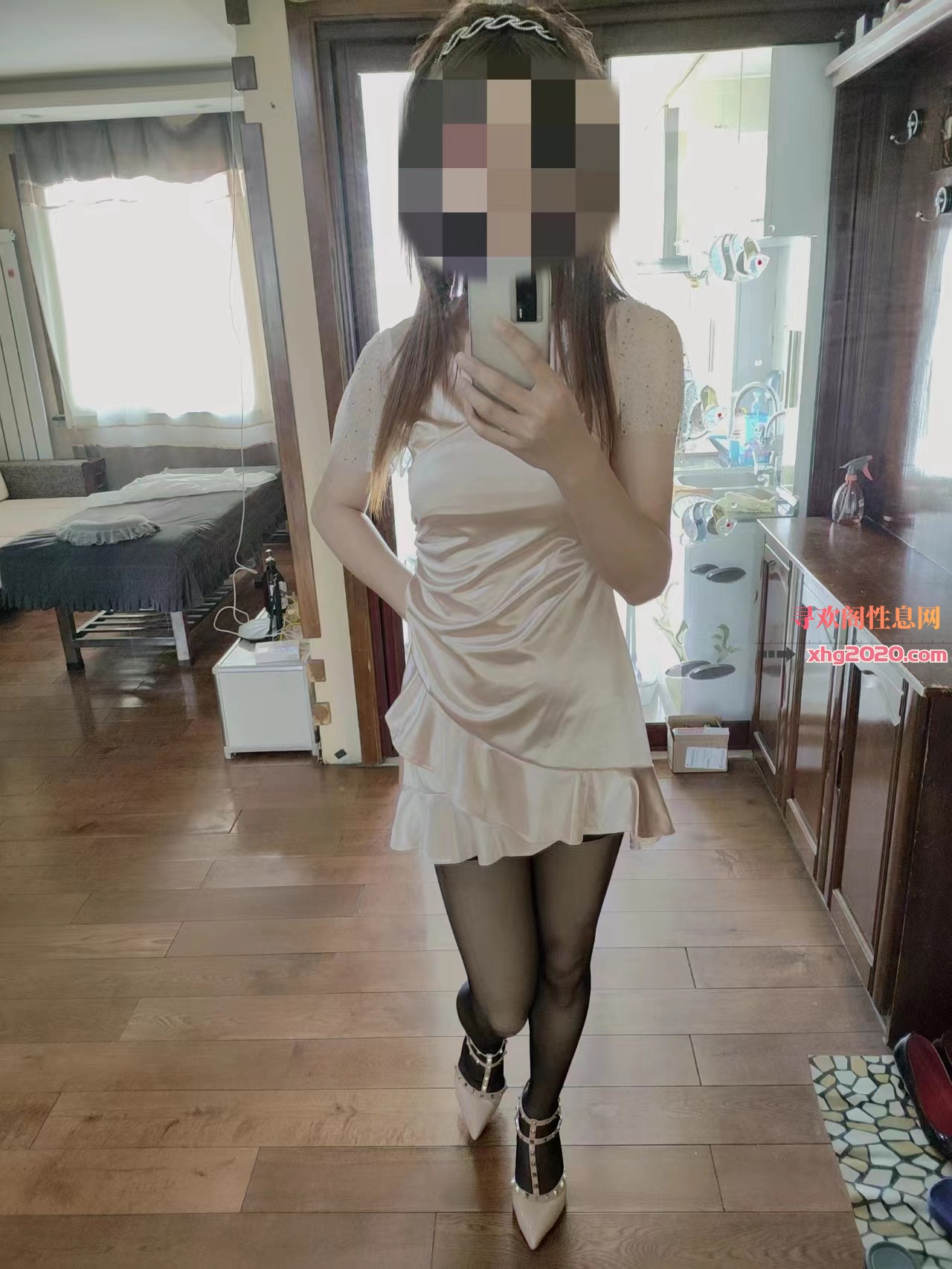 哈尔滨CD伪娘黑丝长腿