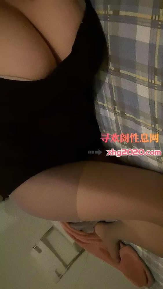 甜美少妇