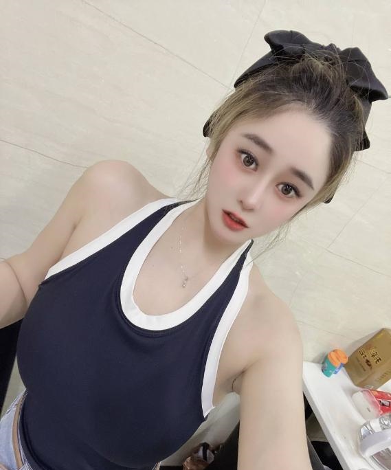 女友系颜值大胸老师