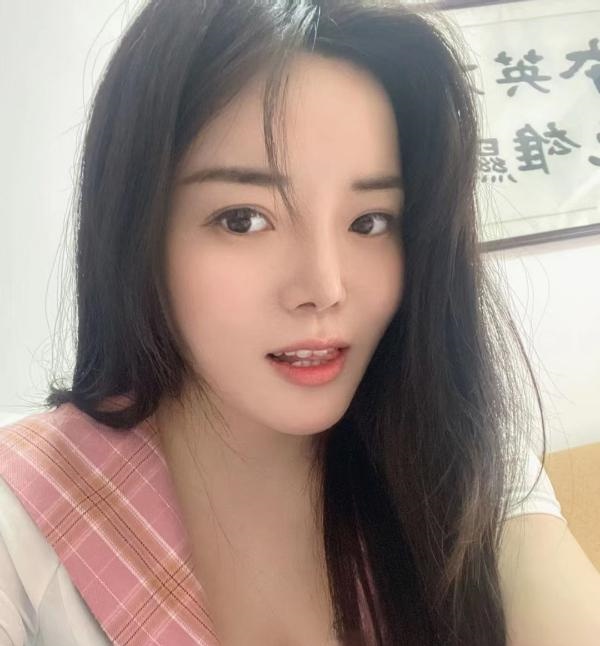 白云嘉禾望岗小蕊