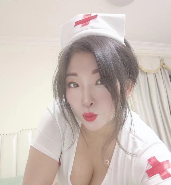 巨臀巨乳老师