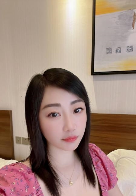 西丽钰柔