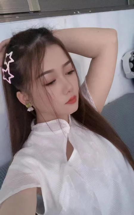 花都带感大胸晴儿