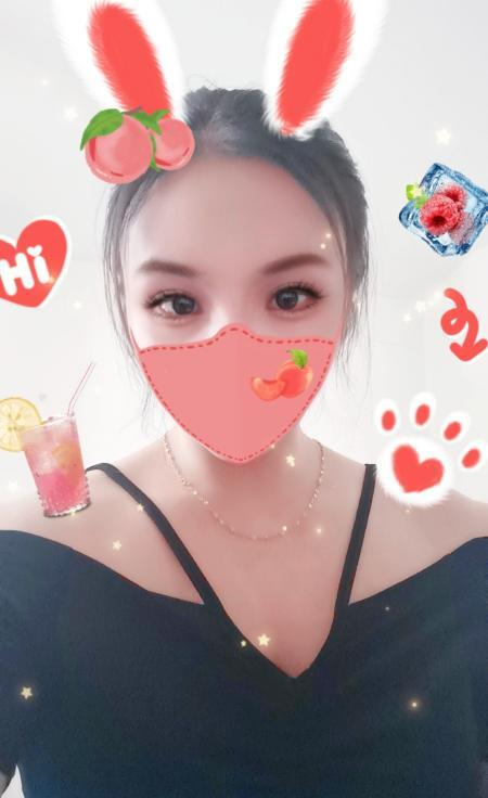 汉口娇小女人