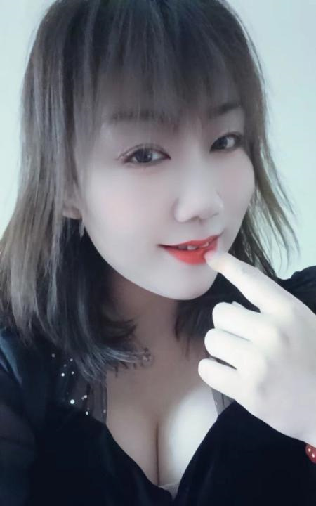 轻熟风骚泄火少妇