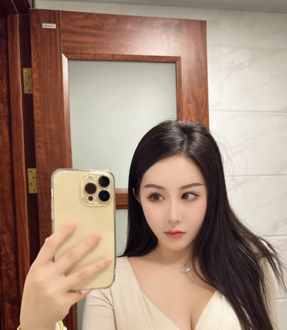 坂田大奶女葡莎