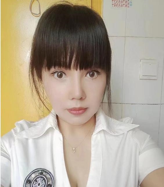 风情少妇静静