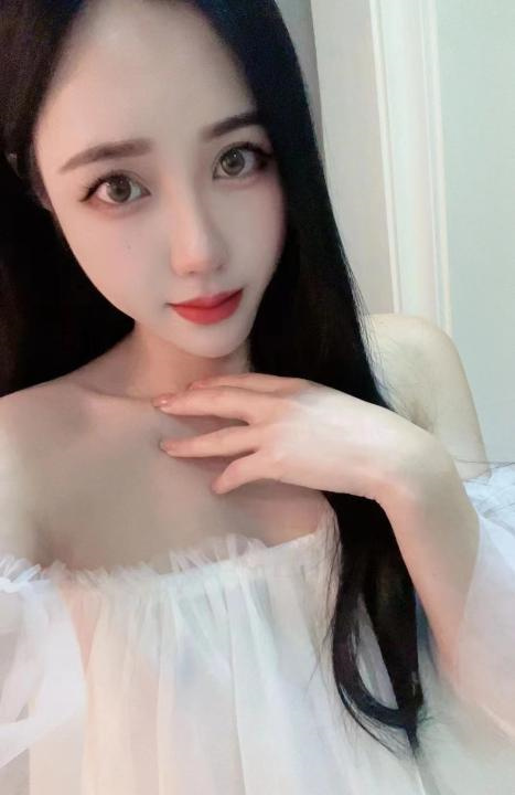 妩媚小姐姐