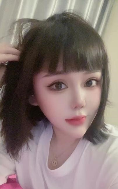 短发美女媛媛