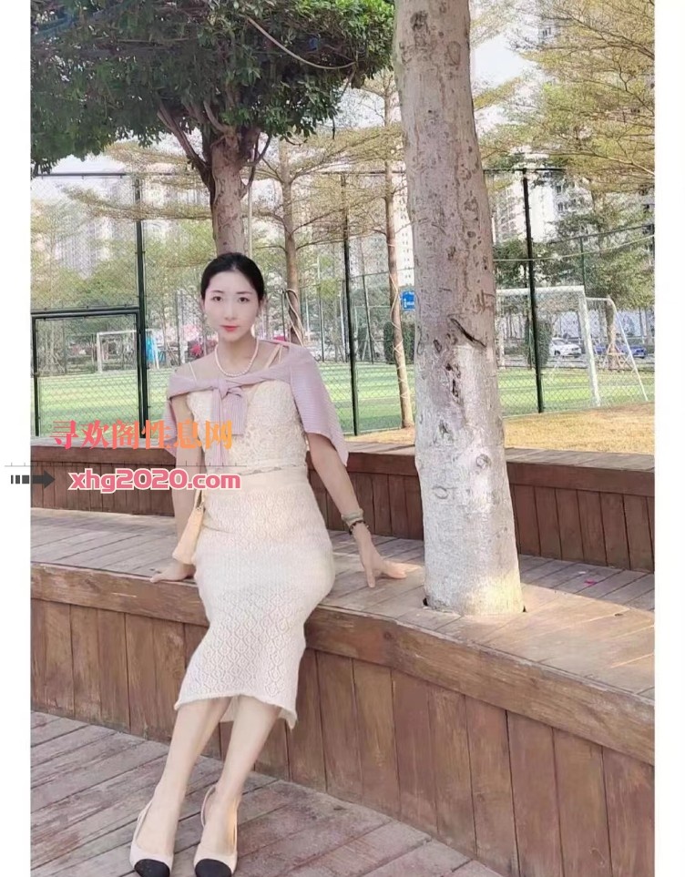 郑州财源大厦小鸡妹