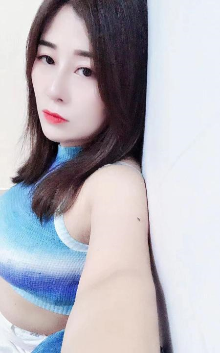 大胸安妮